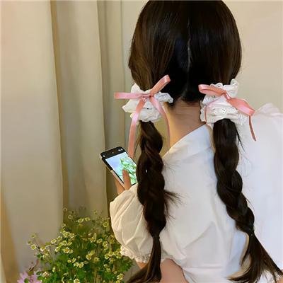 独自在夜晚的海边